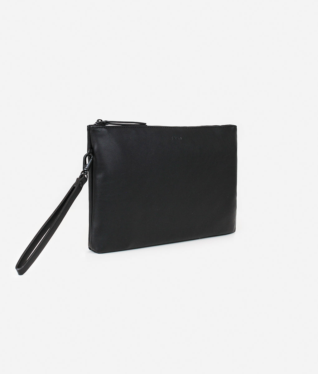 The Changing Clutch – Black / Black