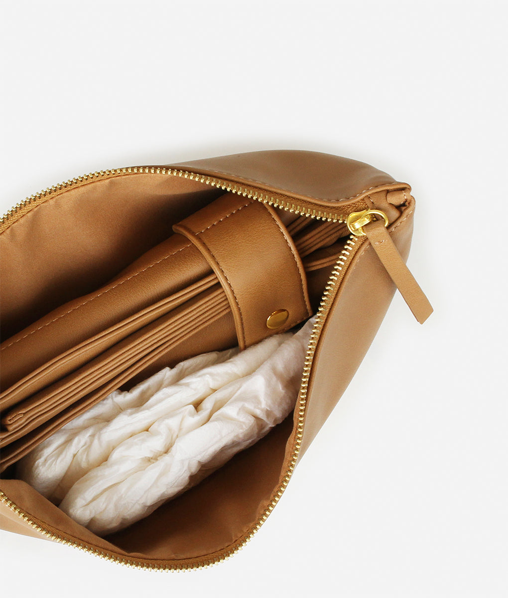 The Changing Clutch – Tan